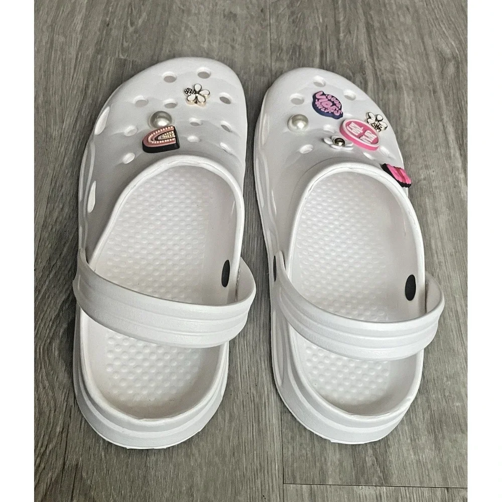Classic White Women's Clogs Size 7 Slip On‎ Sandals